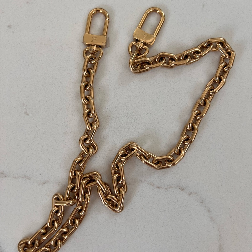 Louis Vuitton mini bumbag chain strap. New
